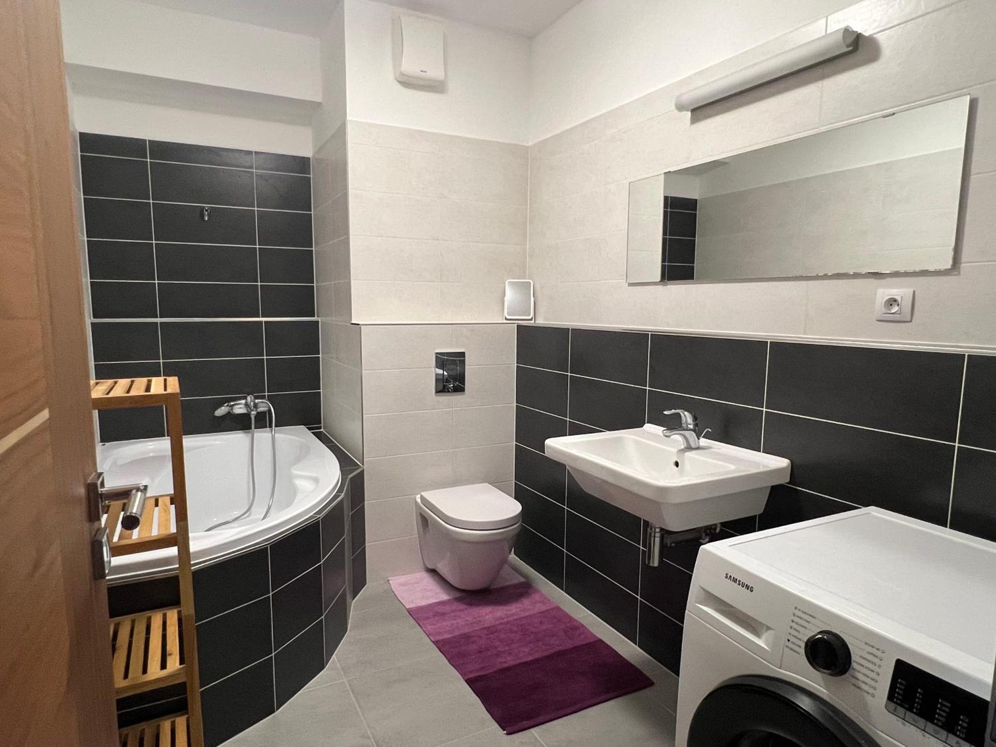 Apartment Jegeho Bratislava - Tipos Arena Exteriör bild
