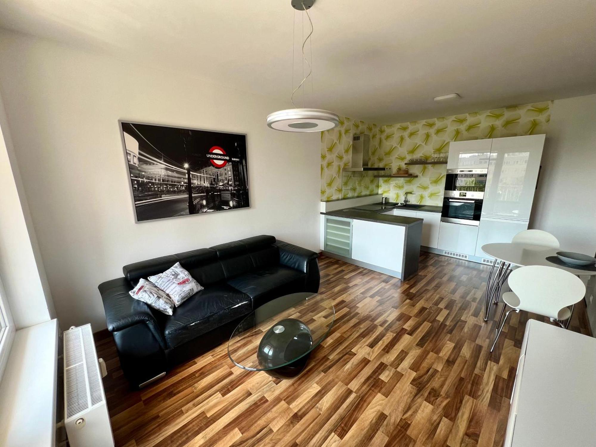 Apartment Jegeho Bratislava - Tipos Arena Exteriör bild